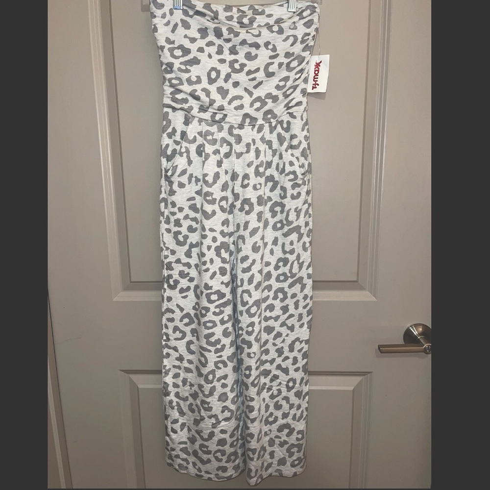 Women’s off the shoulder cheetah jumpsuit